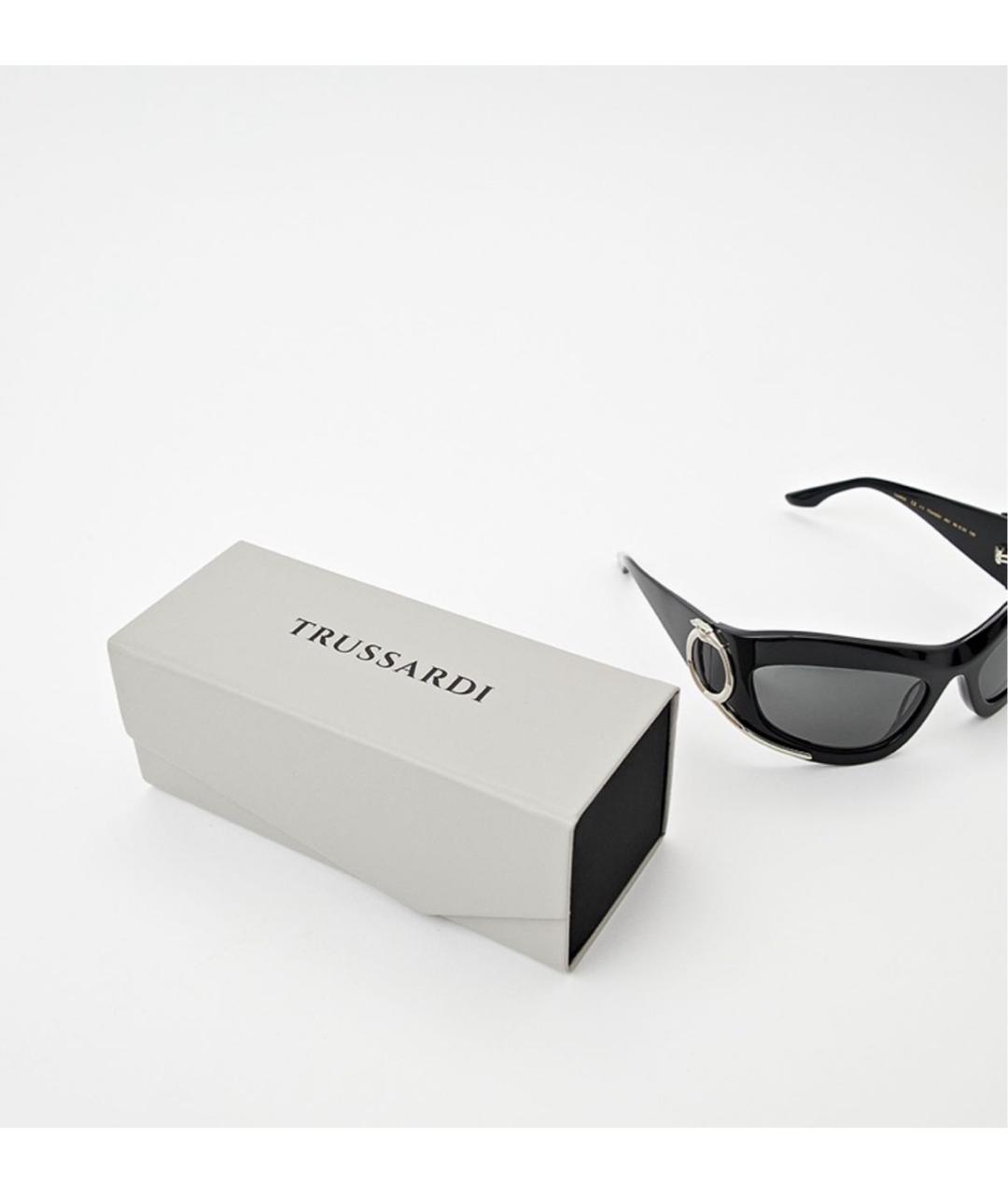 TRUSSARDI Черные пластиковые солнцезащитные очки, фото 4