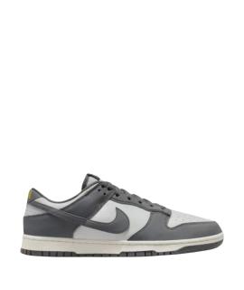 NIKE Низкие кроссовки / кеды