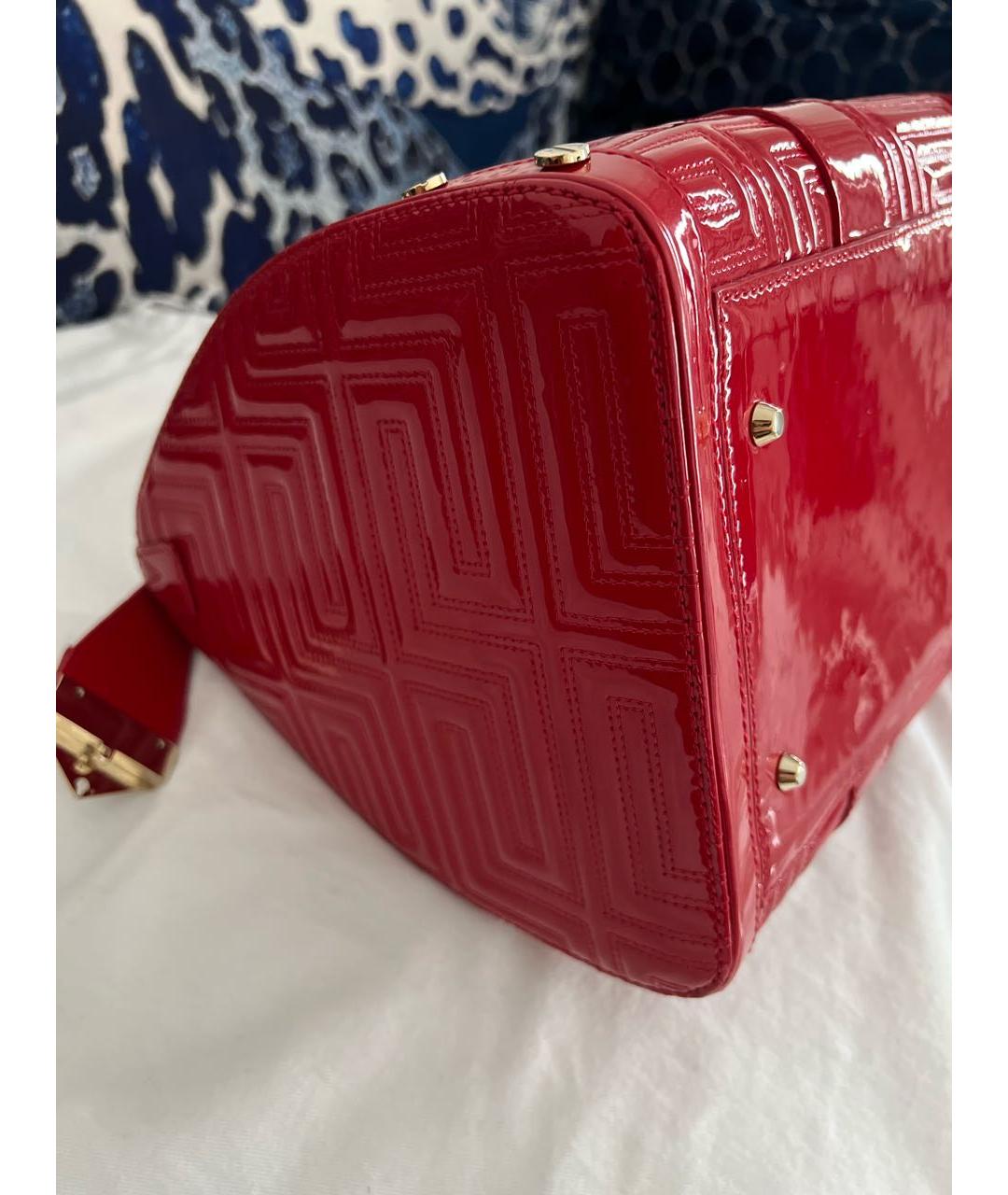 VERSACE Красная сумка с короткими ручками из лакированной кожи, фото 6