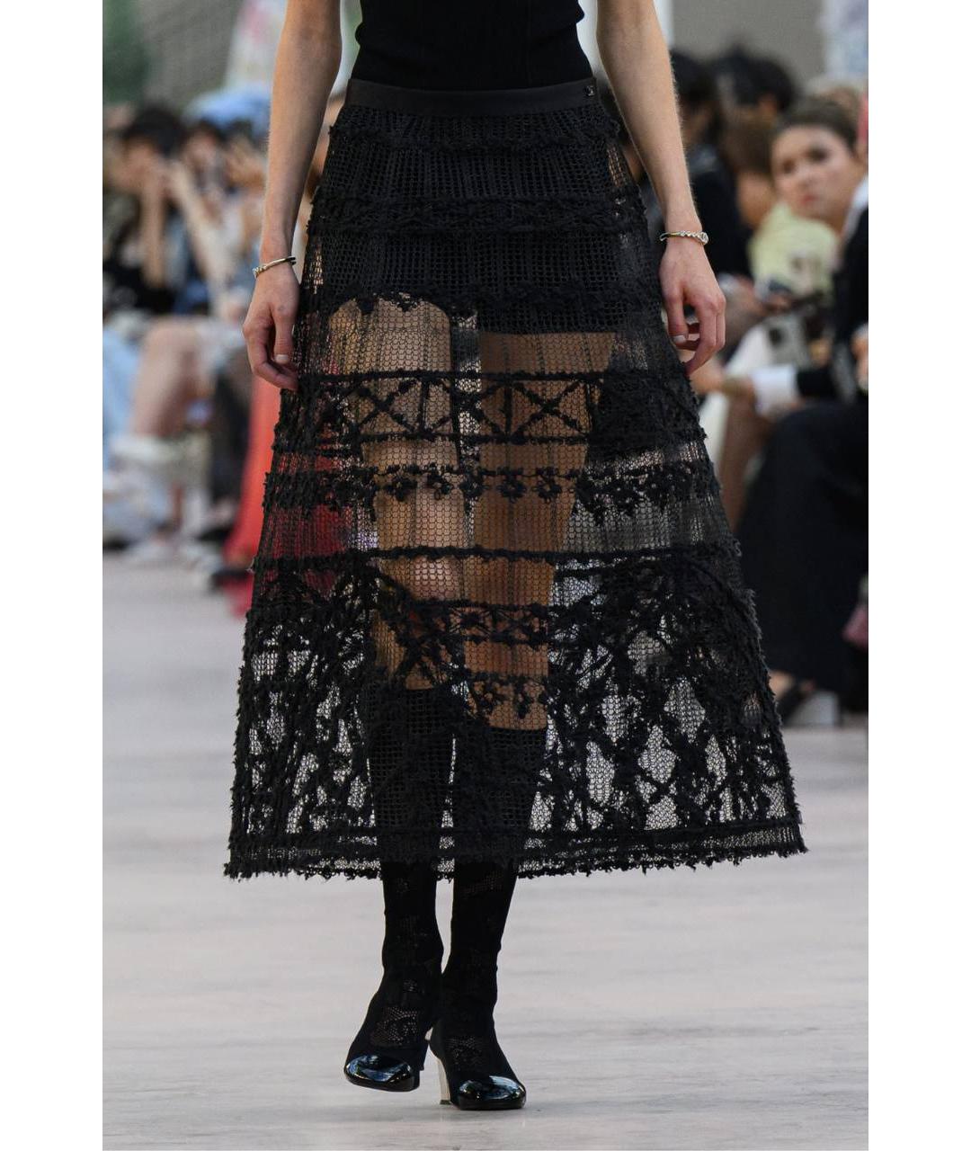 CHANEL Черная шелковая юбка миди, фото 5