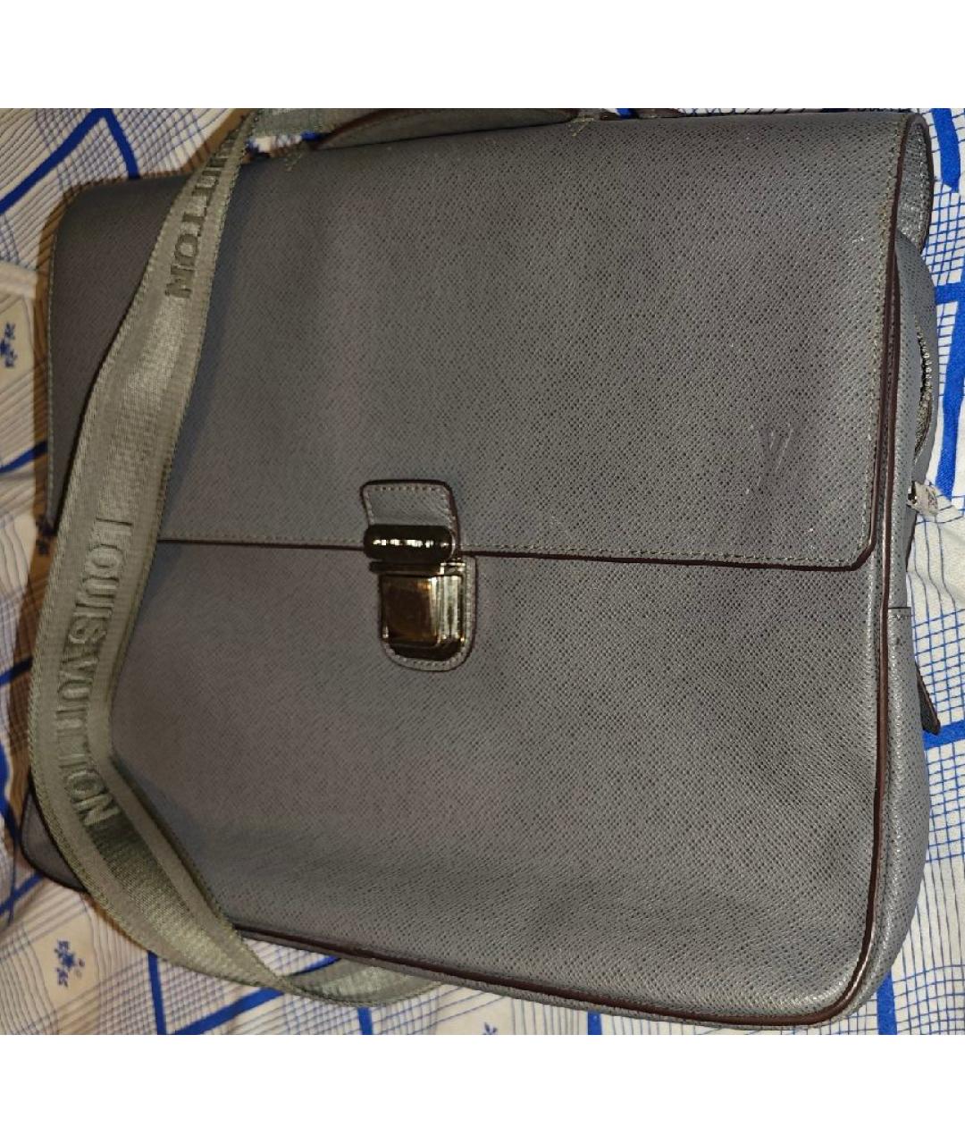 LOUIS VUITTON Серая кожаная сумка на плечо, фото 2