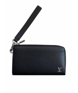 LOUIS VUITTON Кошелек