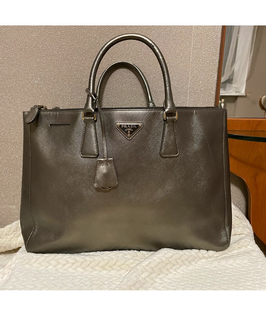 PRADA Коричневая кожаная сумка тоут, фото 9
