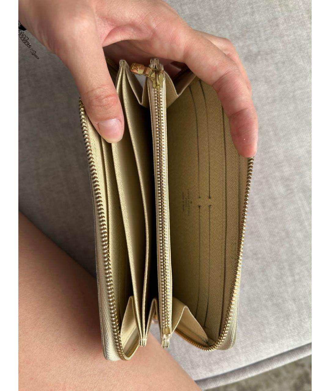 LOUIS VUITTON Бежевый кожаный кошелек, фото 3