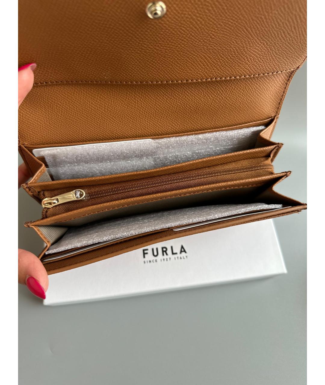 FURLA Коричневый кожаный кошелек, фото 7