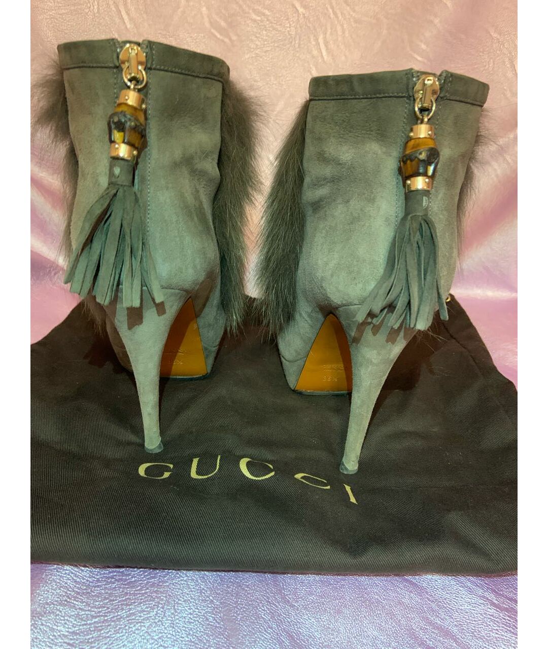 GUCCI Серые замшевые ботильоны, фото 3