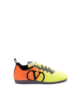 VALENTINO Низкие кроссовки / кеды