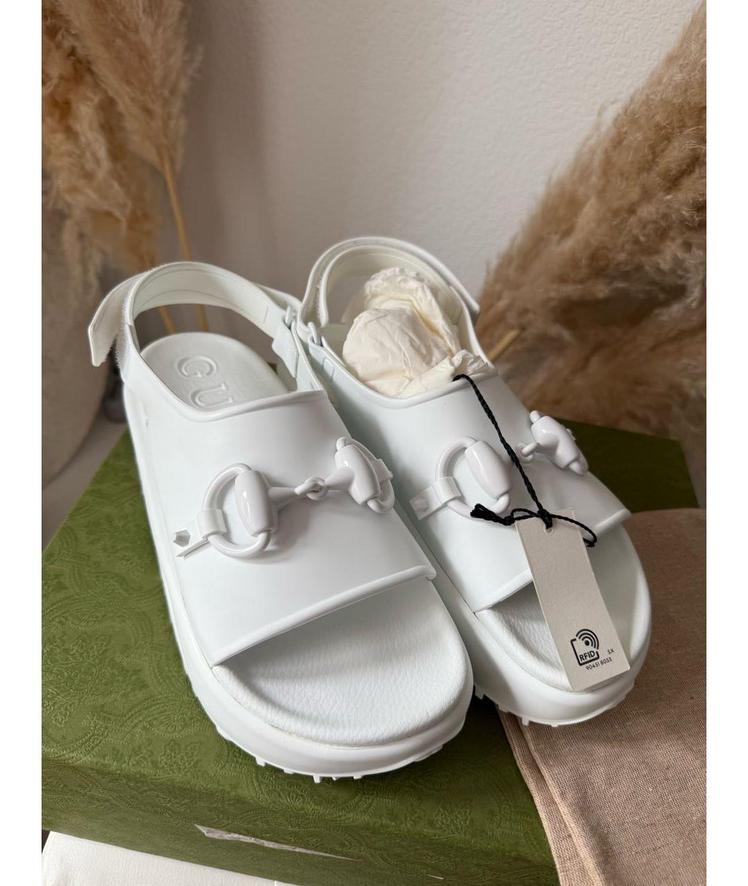 GUCCI Белые резиновые сандалии, фото 2