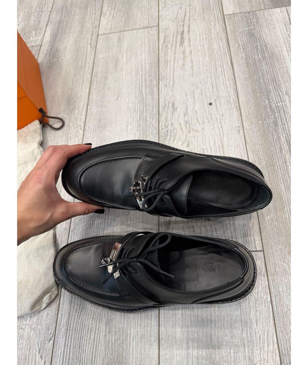 HERMES Черные кожаные лоферы, фото 3