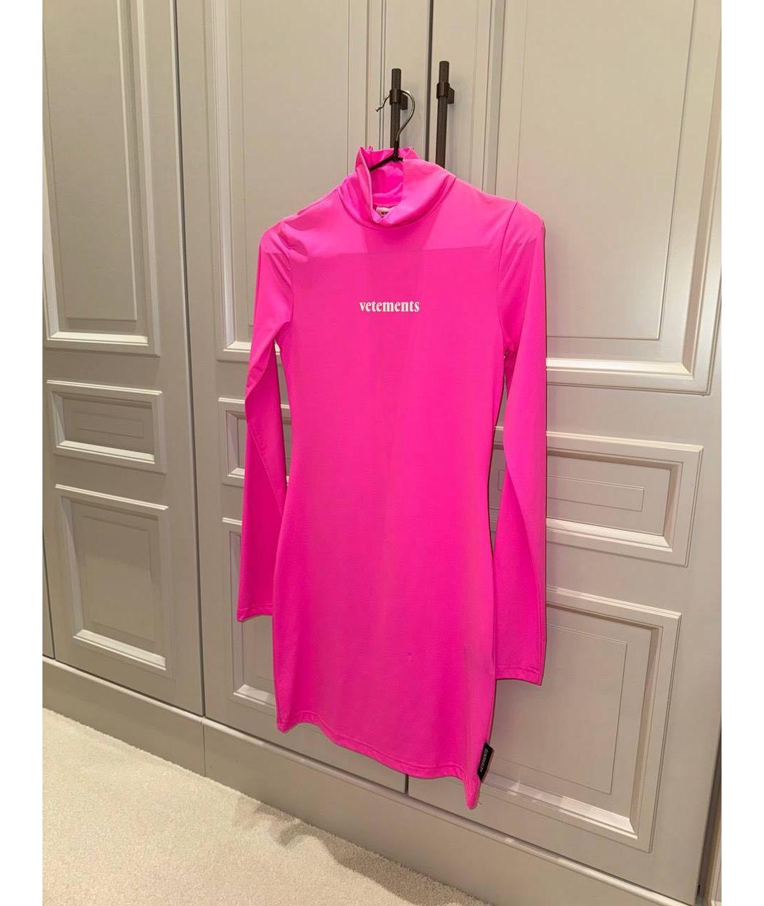 VETEMENTS Розовое повседневное платье, фото 4