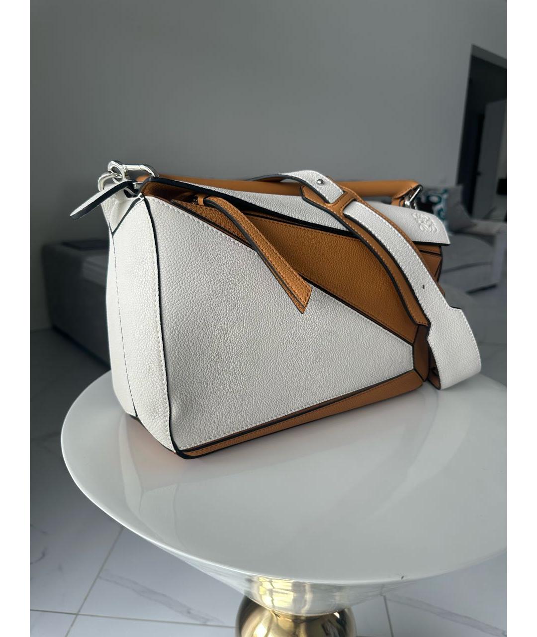 LOEWE Бежевая кожаная сумка через плечо, фото 2