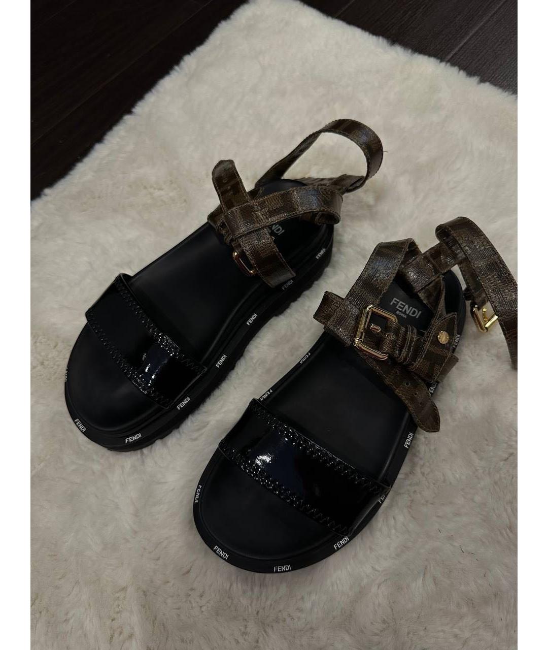 FENDI Коричневые кожаные сандалии, фото 3