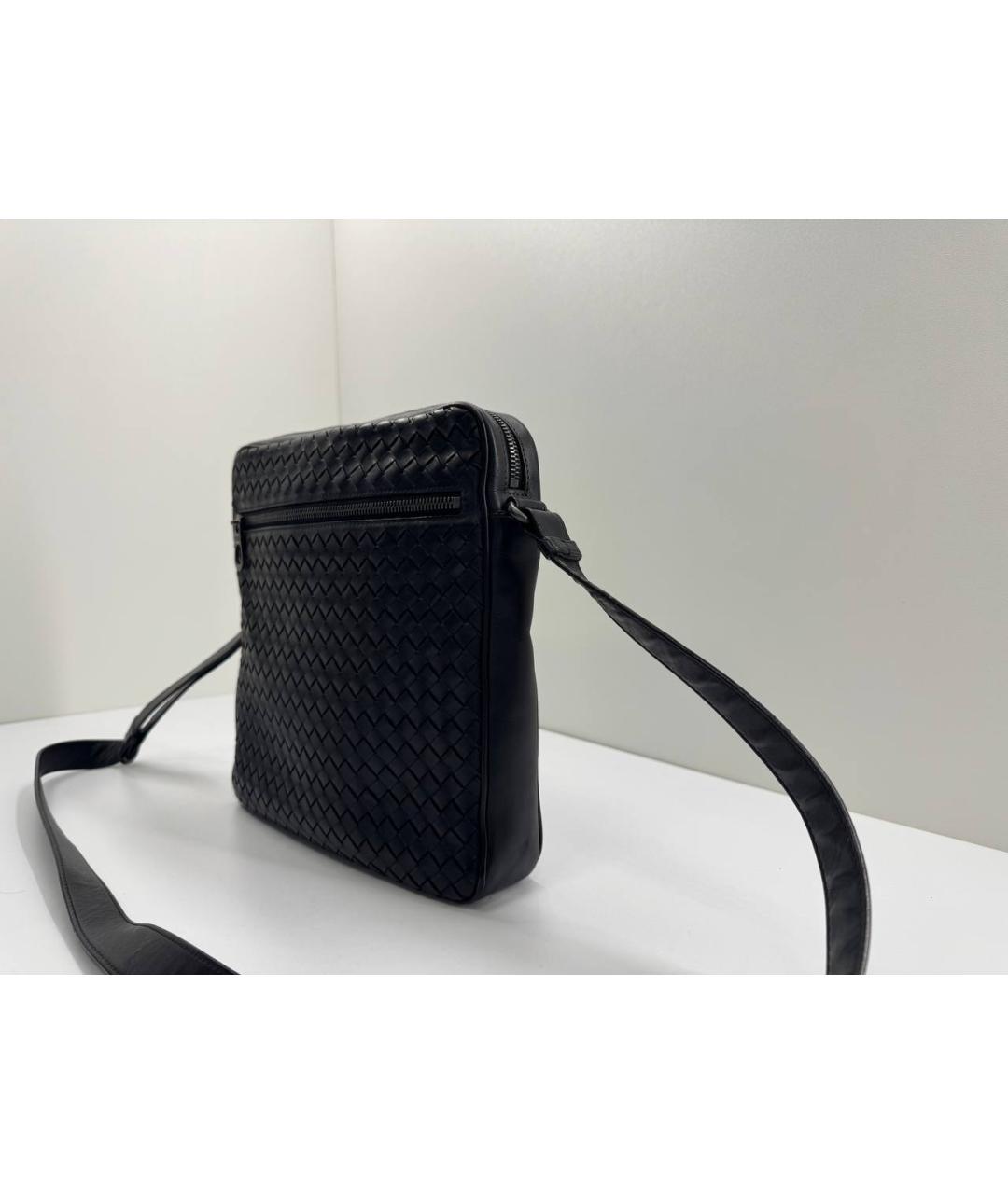 BOTTEGA VENETA Черная кожаная сумка на плечо, фото 5