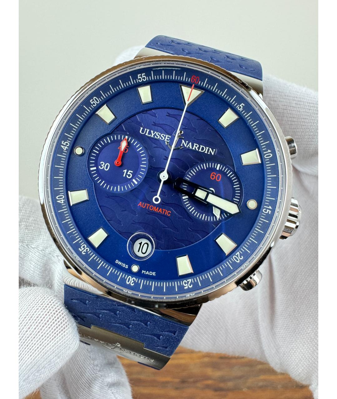 Ulysse Nardin Темно-синие часы, фото 3