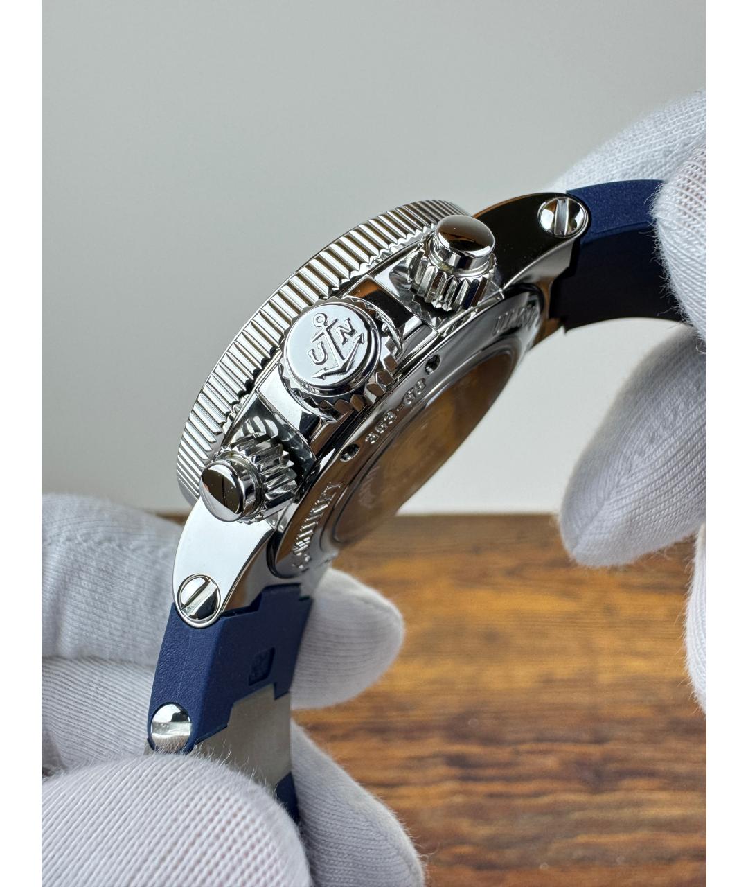 Ulysse Nardin Темно-синие часы, фото 5