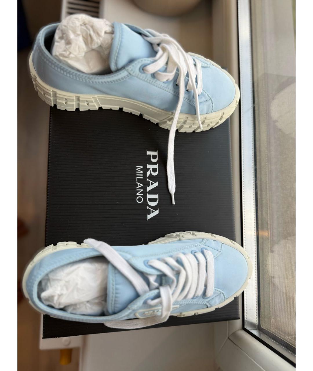 PRADA Голубые текстильные кеды, фото 3