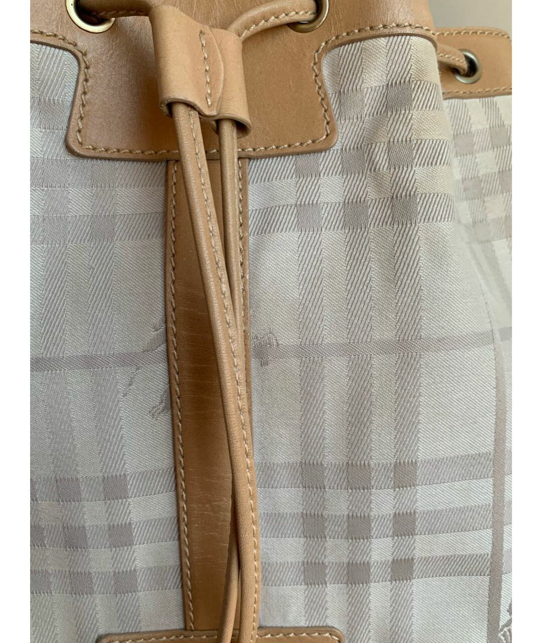 BURBERRY Бежевая кожаная сумка тоут, фото 6