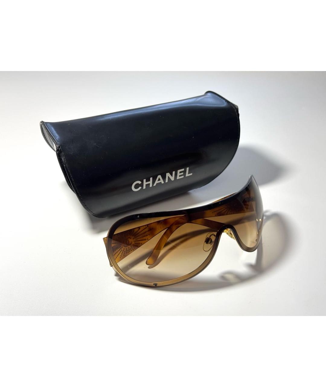 CHANEL Коричневые пластиковые солнцезащитные очки, фото 2