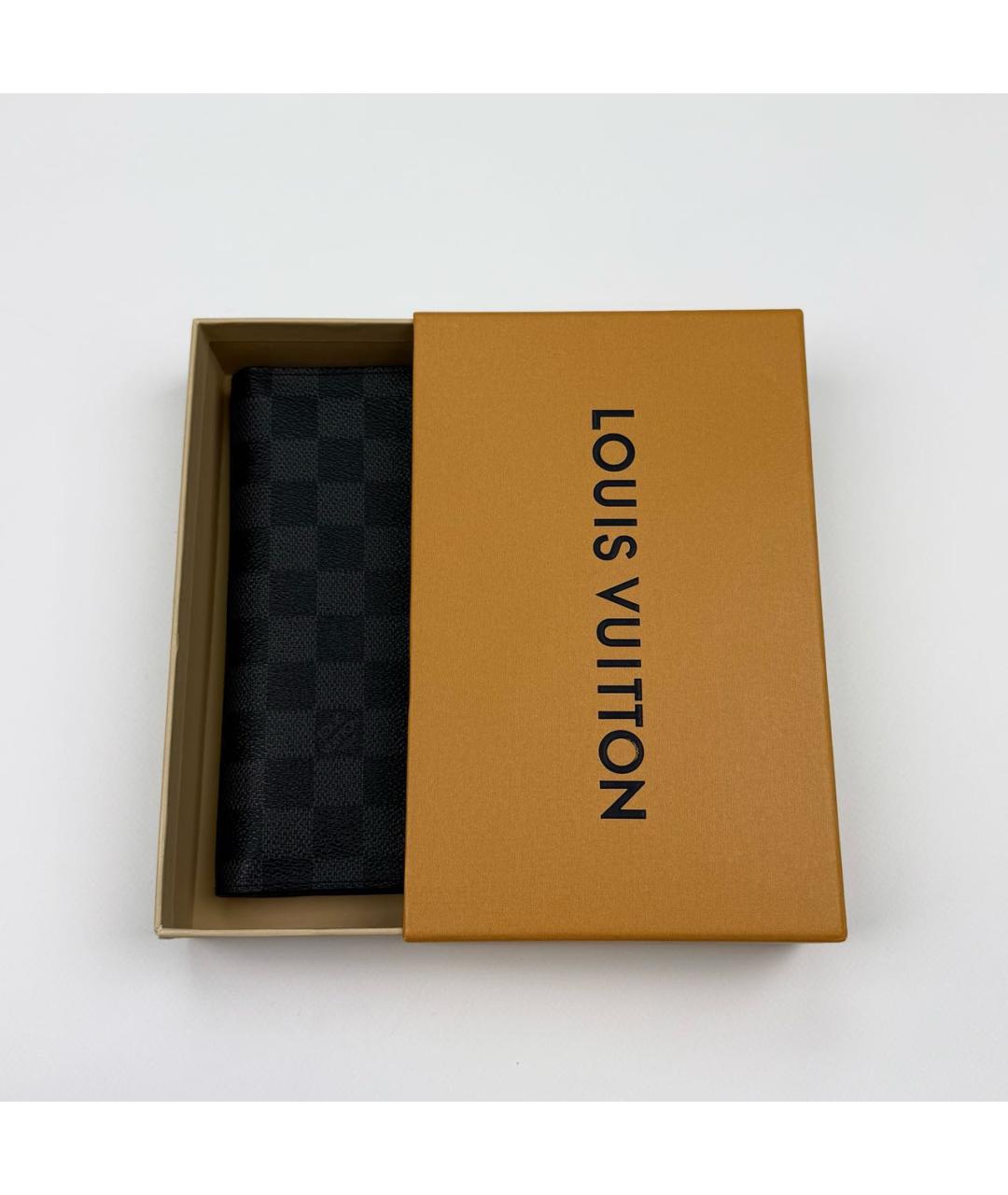 LOUIS VUITTON Антрацитовый кожаный кошелек, фото 3
