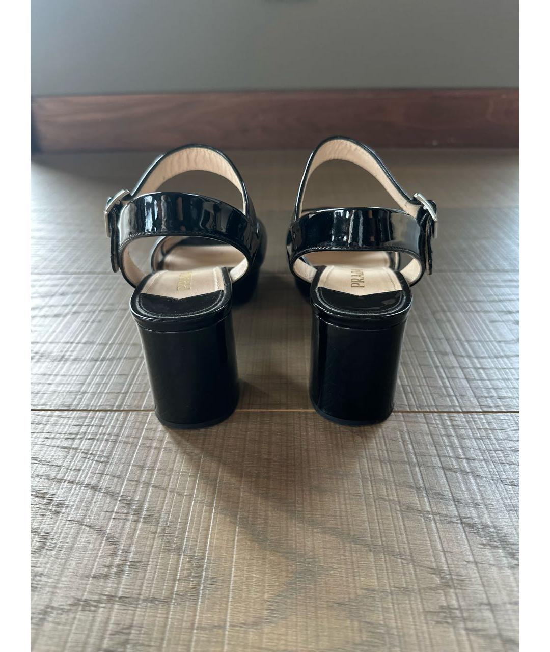 PRADA Черные босоножки из лакированной кожи, фото 4