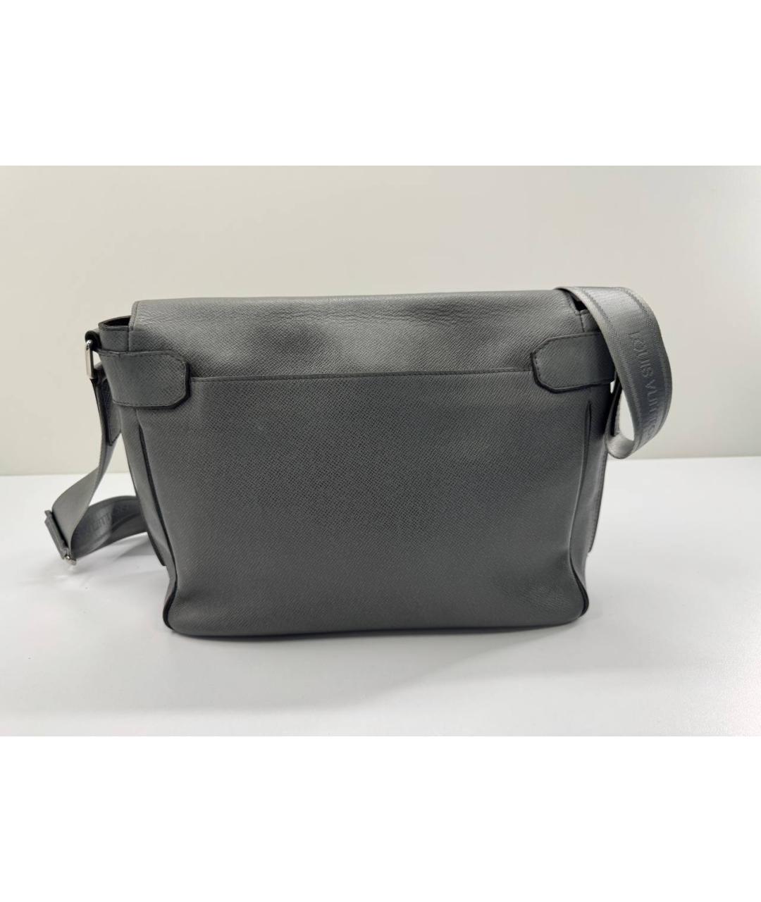 LOUIS VUITTON Серая кожаная сумка на плечо, фото 5