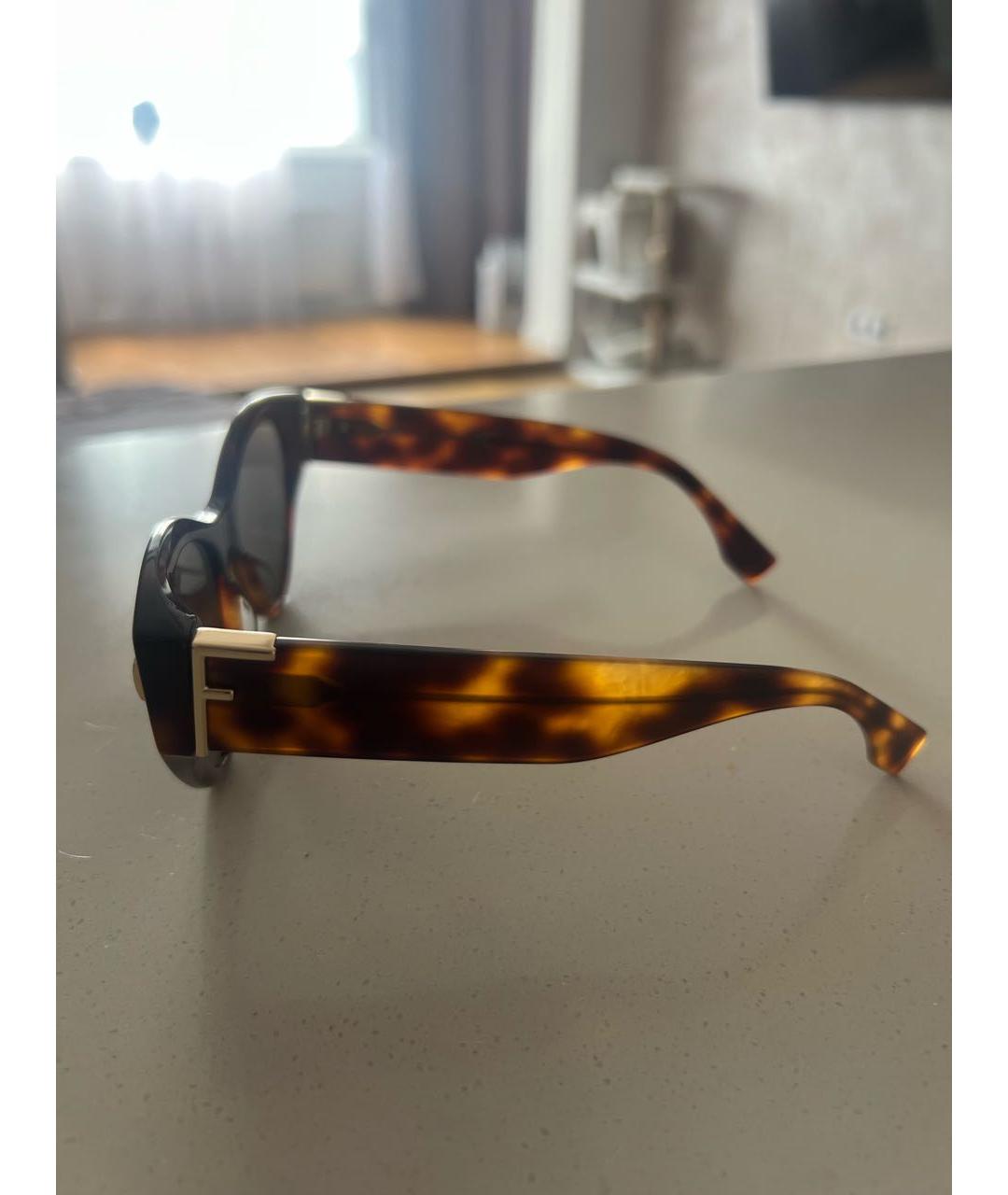 FENDI Коричневые пластиковые солнцезащитные очки, фото 2