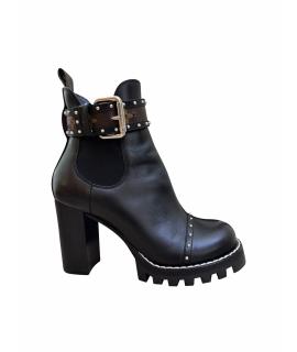 LOUIS VUITTON Ботинки