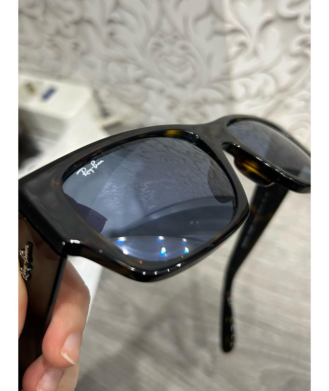 RAY BAN Коричневые пластиковые солнцезащитные очки, фото 6