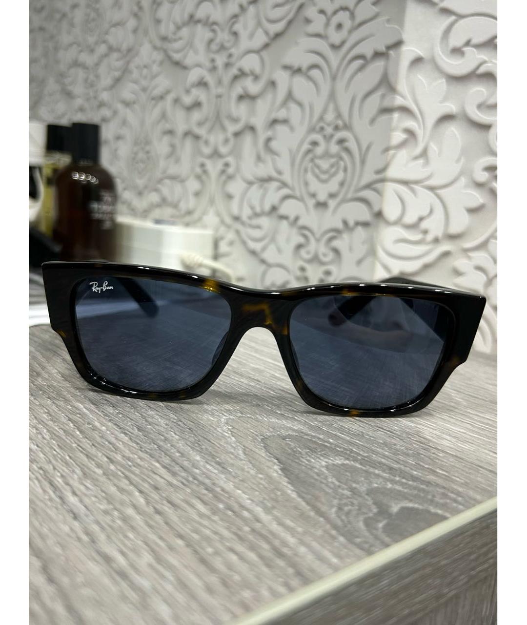 RAY BAN Коричневые пластиковые солнцезащитные очки, фото 5