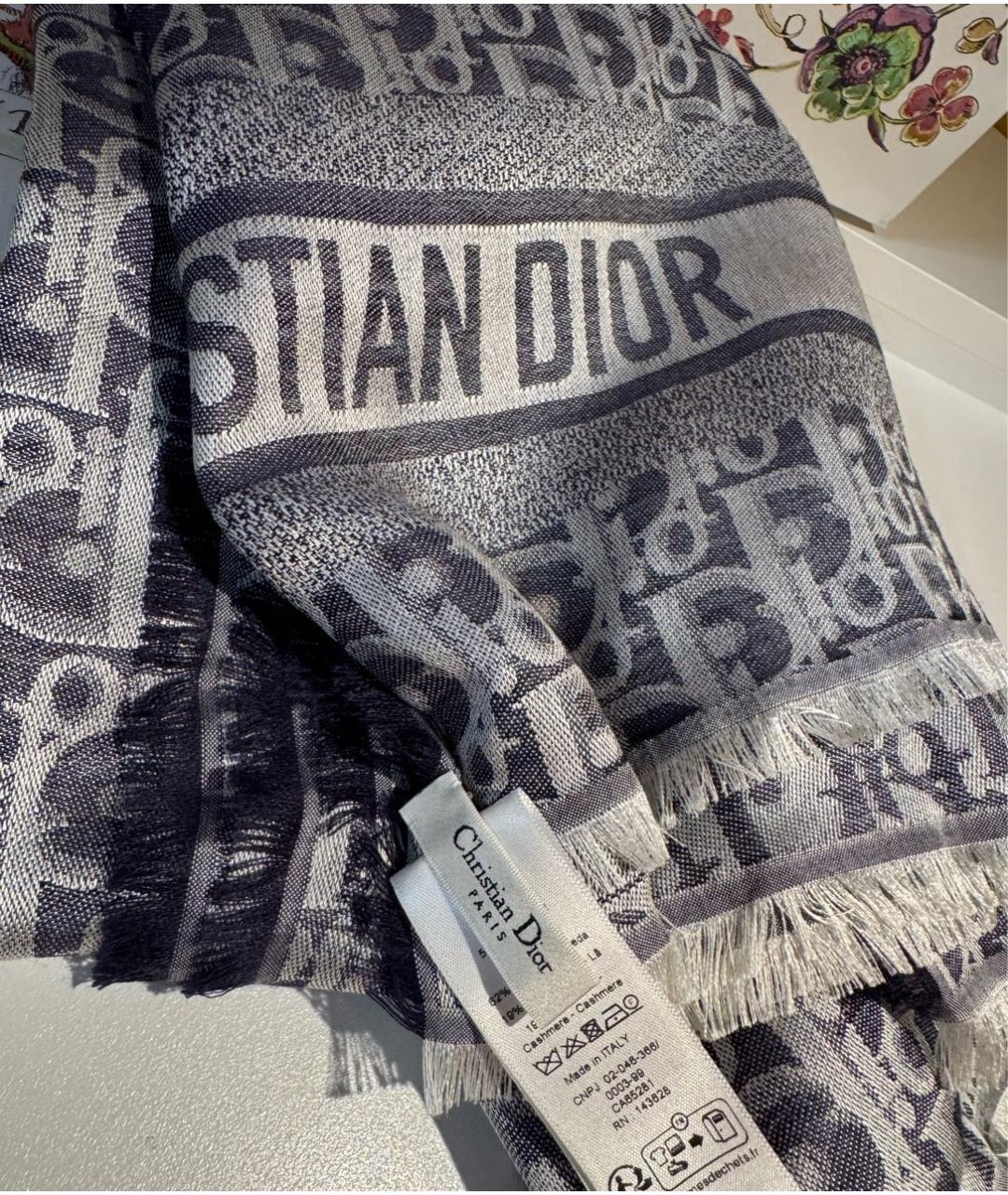 CHRISTIAN DIOR Серый шелковый платок, фото 2