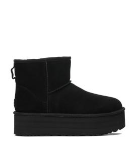 UGG AUSTRALIA Ботинки