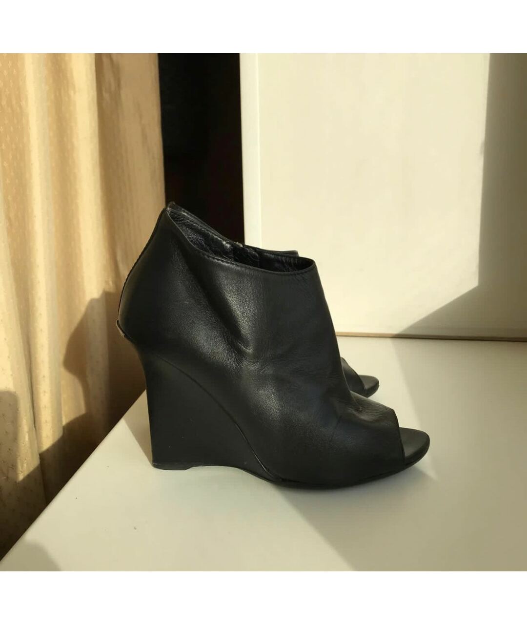 BURBERRY Черные кожаные туфли, фото 2