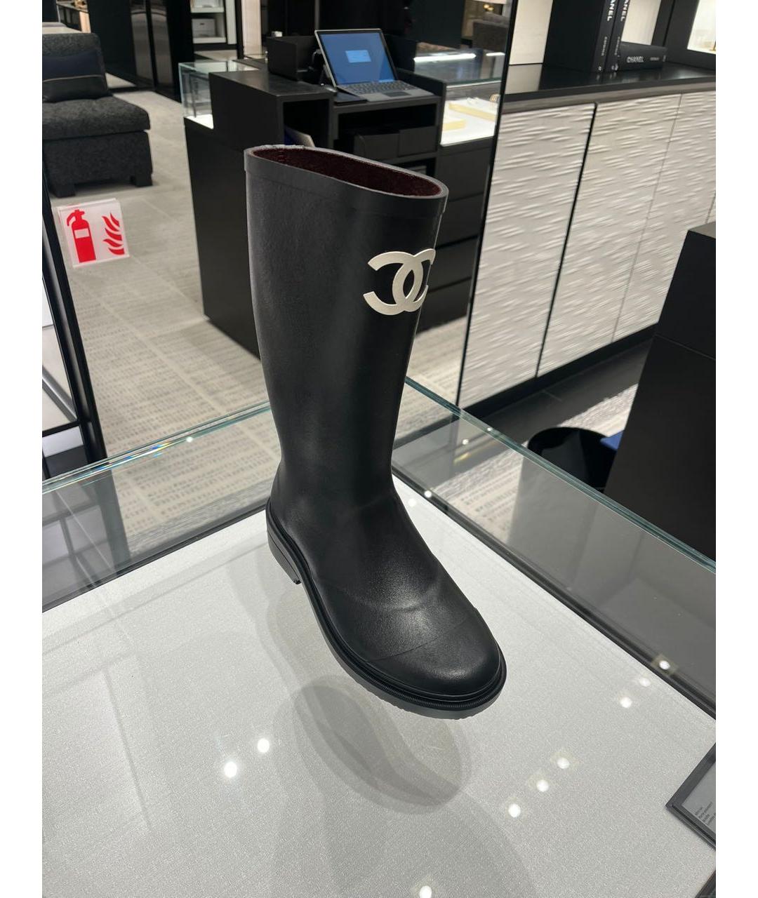 CHANEL Черные резиновые сапоги, фото 3