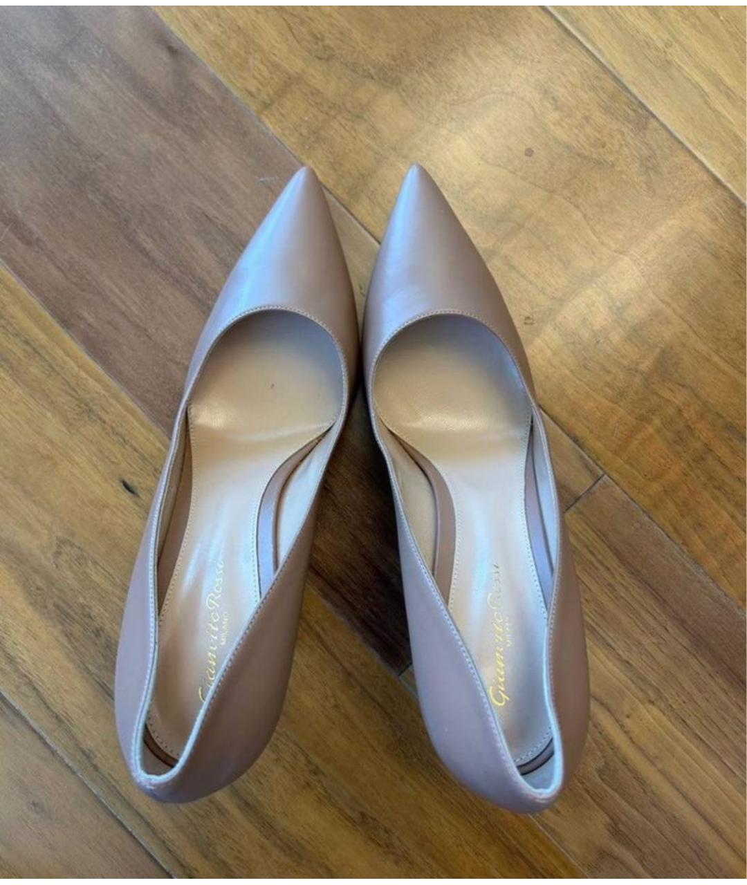 GIANVITO ROSSI Бежевые кожаные туфли, фото 3