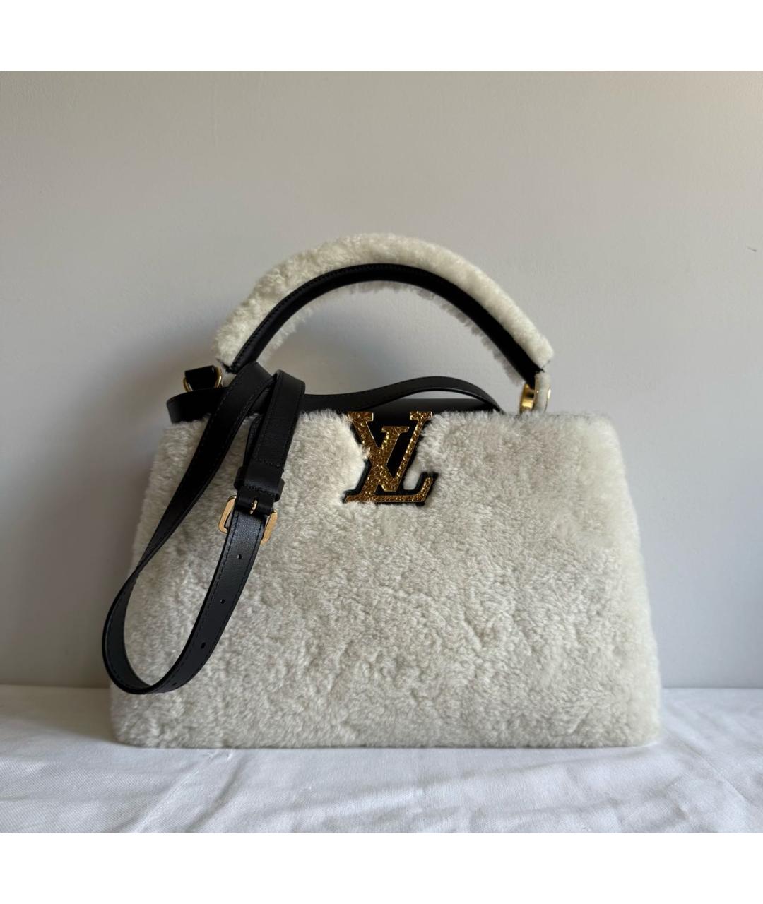 LOUIS VUITTON Бежевая меховая сумка с короткими ручками, фото 2