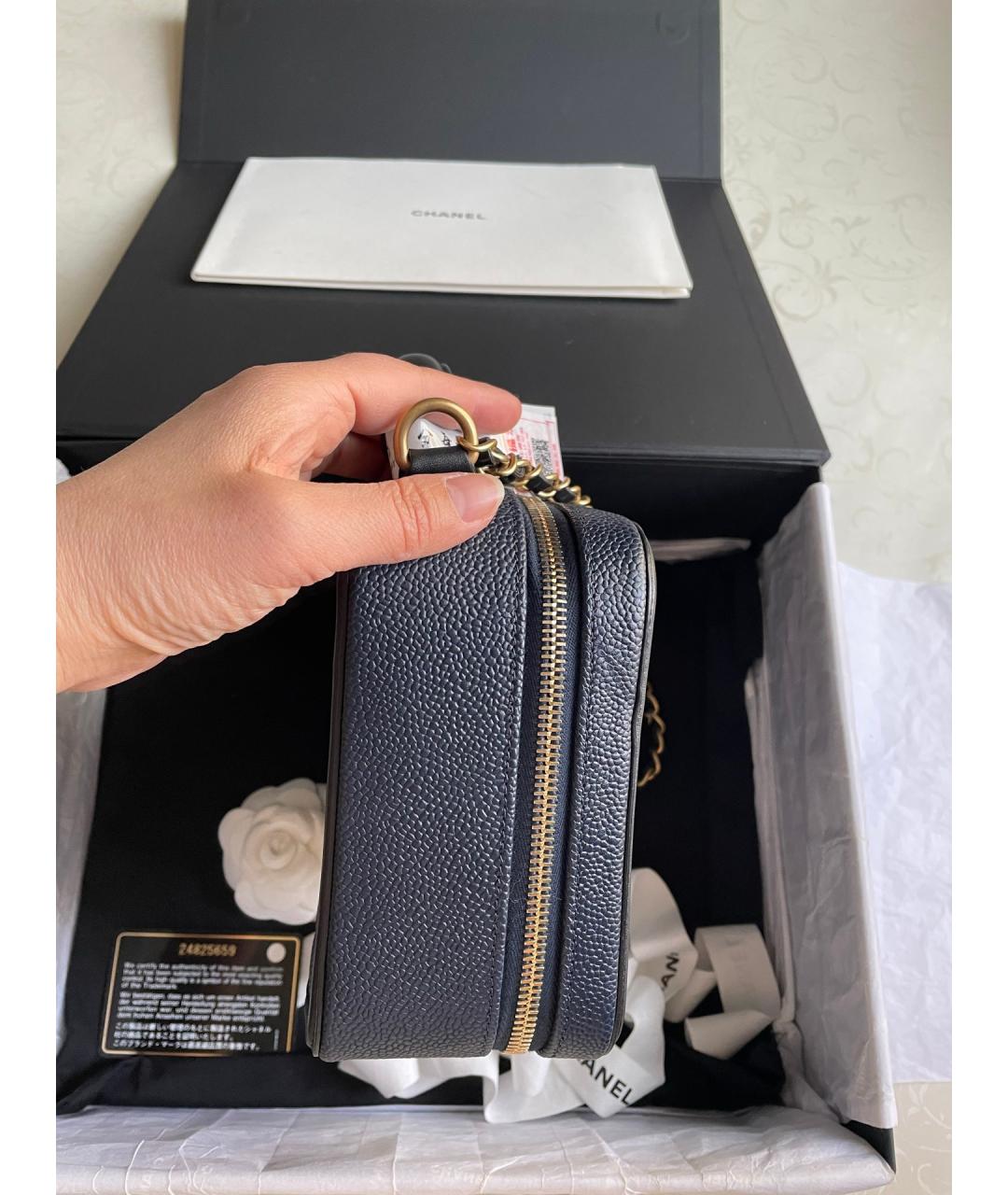 CHANEL Темно-синяя кожаная сумка через плечо, фото 5