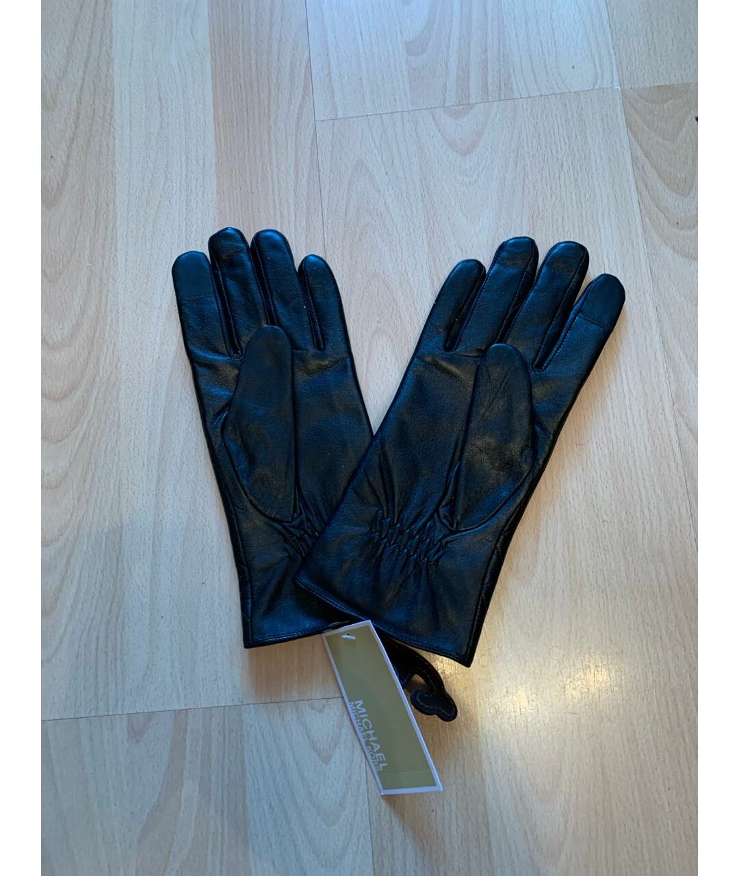 MICHAEL KORS Черные кожаные перчатки, фото 2
