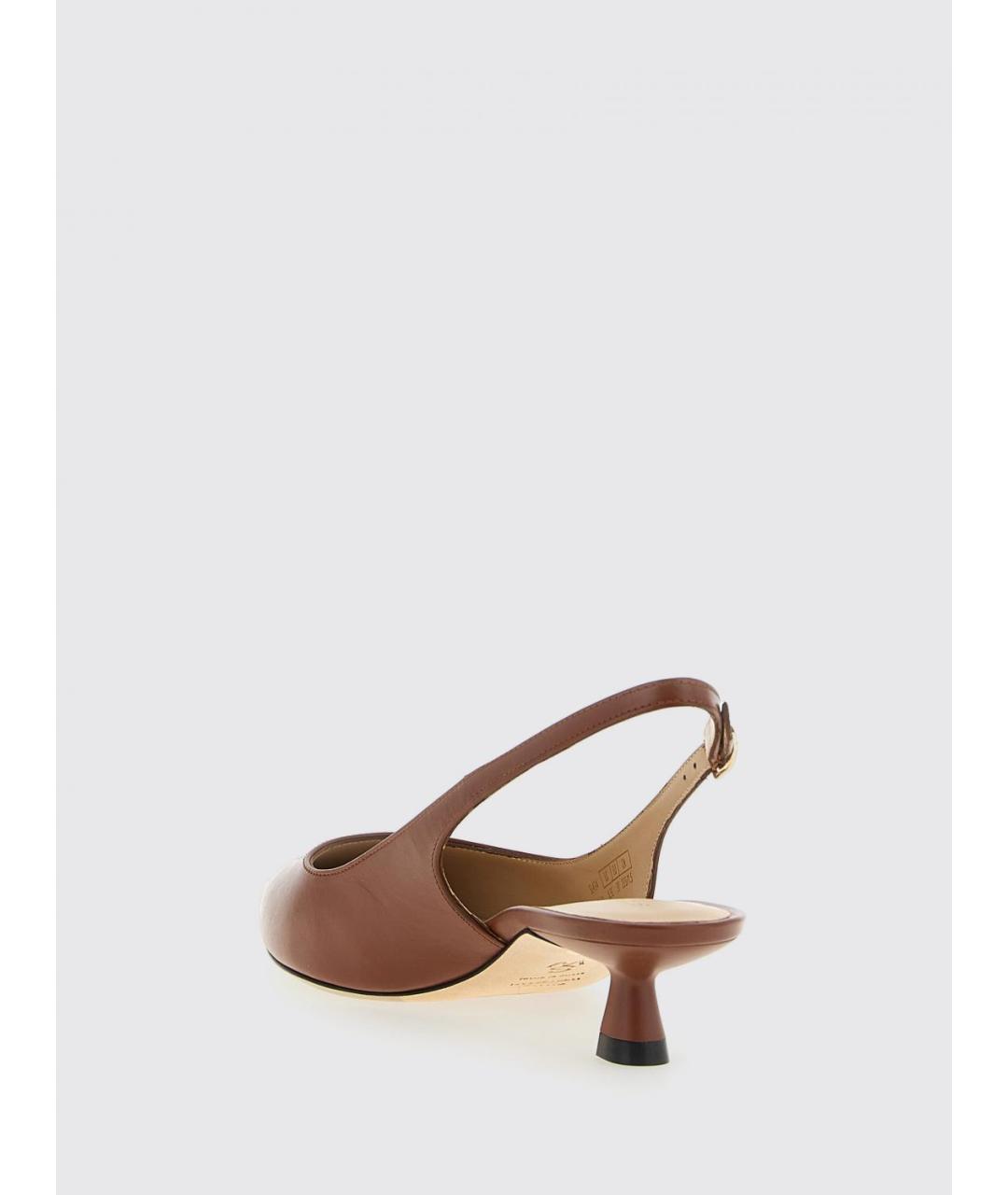 STUART WEITZMAN Коричневые кожаные туфли, фото 3