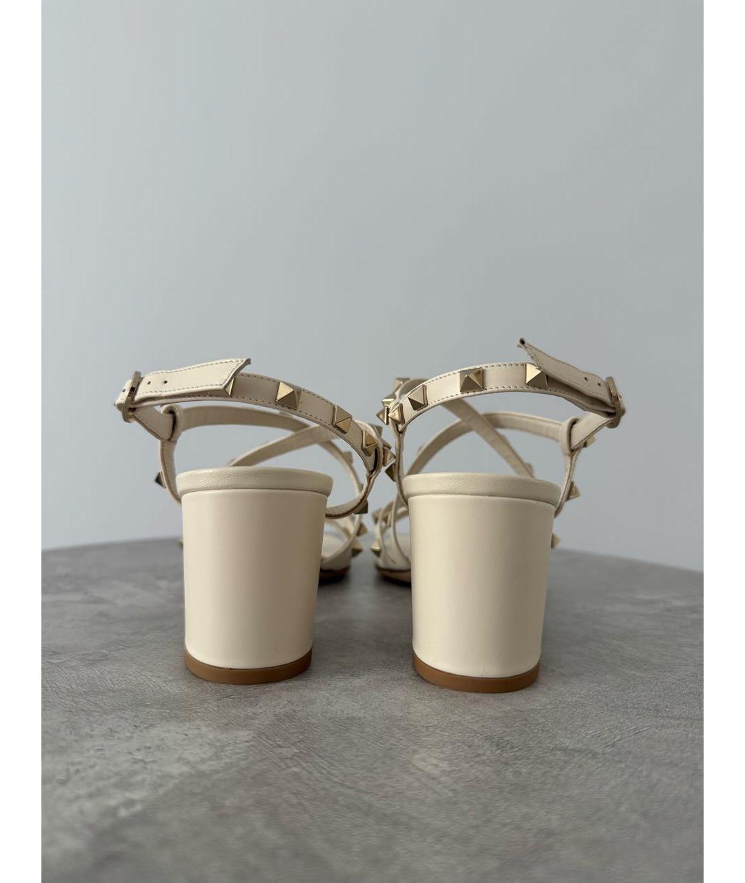 VALENTINO Белые кожаные босоножки, фото 4