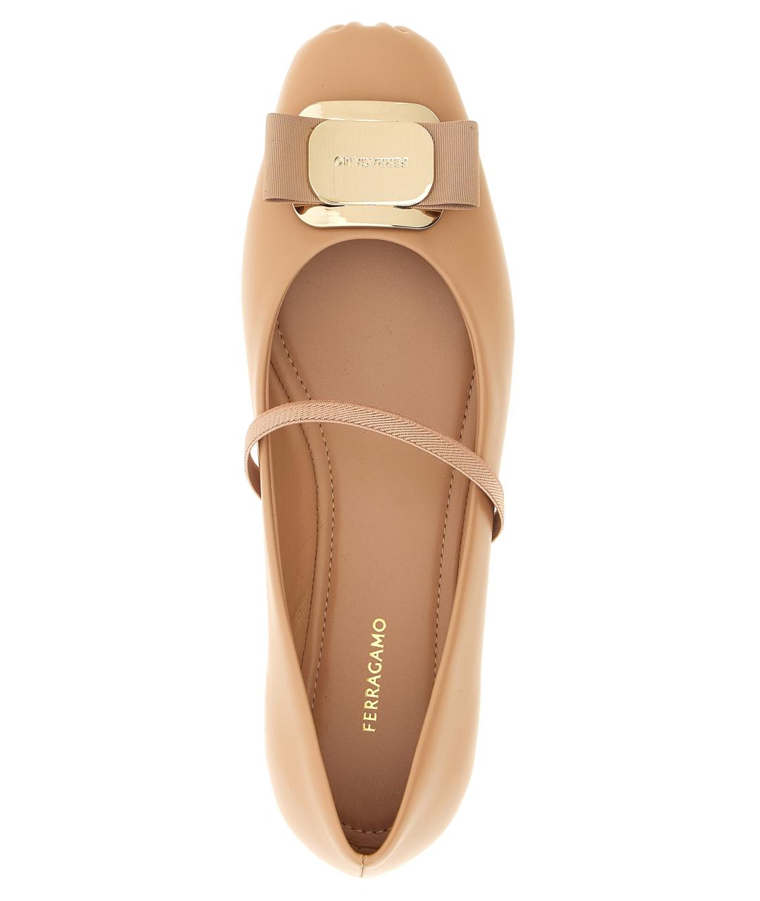 FERRAGAMO Бежевые кожаные балетки, фото 4
