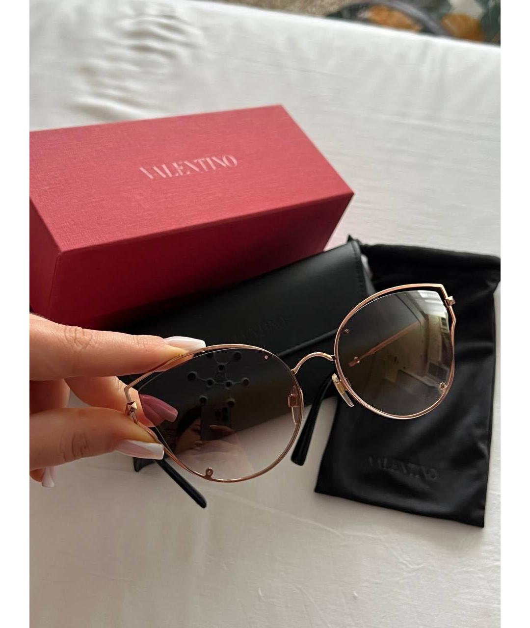 VALENTINO Золотые металлические солнцезащитные очки, фото 2