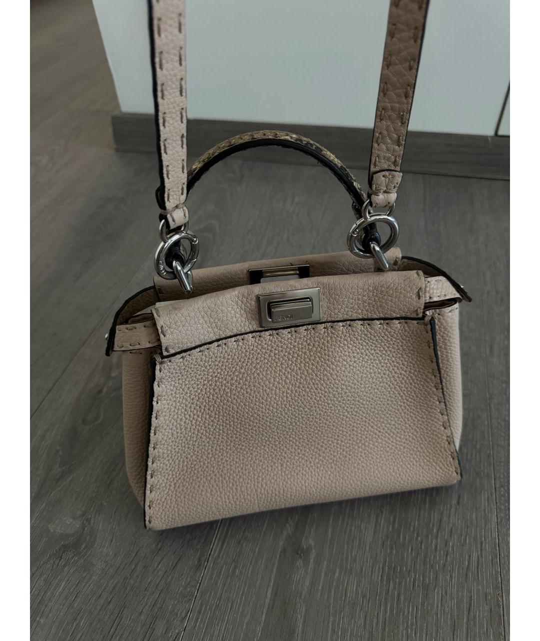 FENDI Бежевая кожаная сумка через плечо, фото 3