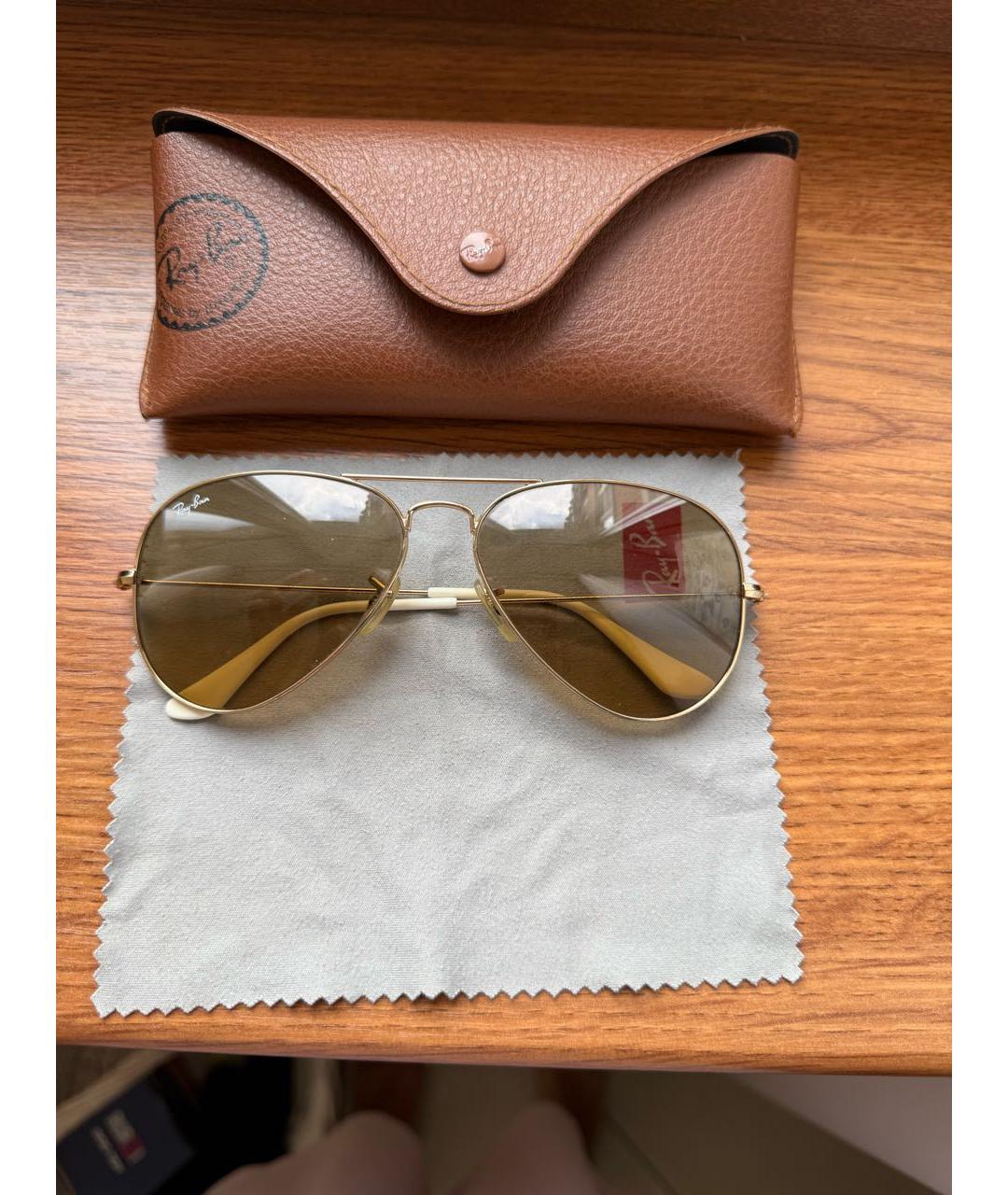 RAY BAN Коричневые металлические солнцезащитные очки, фото 7