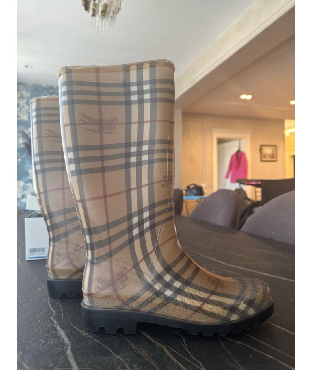 BURBERRY Коричневые резиновые сапоги, фото 5