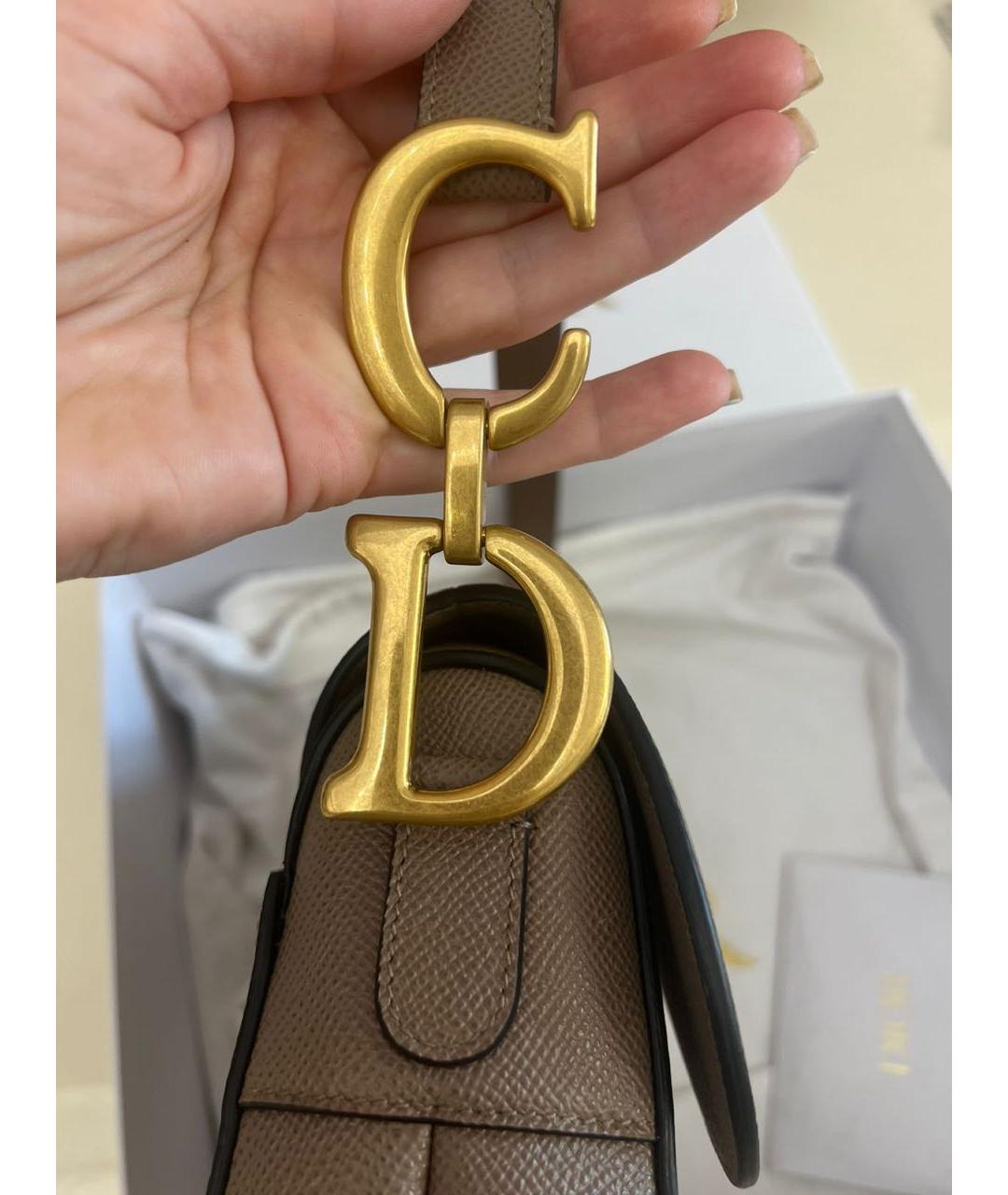 CHRISTIAN DIOR Бежевая кожаная сумка с короткими ручками, фото 5