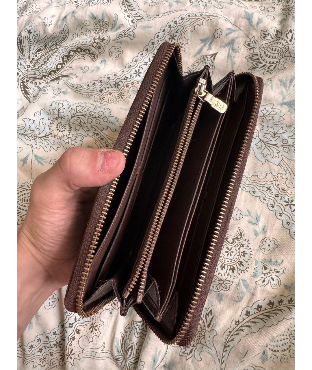 LOUIS VUITTON Коричневый кошелек, фото 3