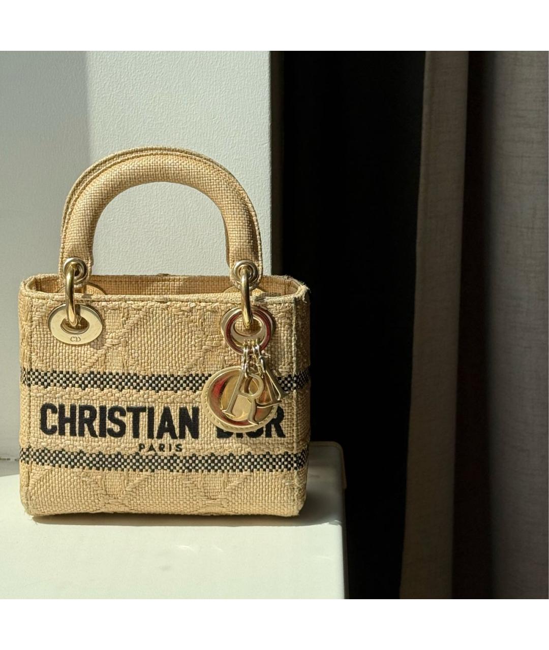 CHRISTIAN DIOR Бежевая пелетеная сумка с короткими ручками, фото 3