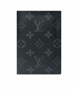 LOUIS VUITTON Обложка/футляр