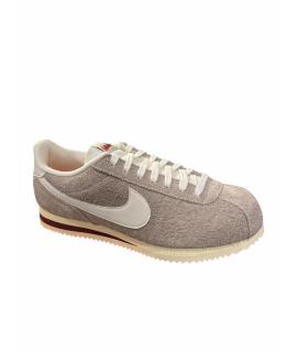 NIKE Кроссовки