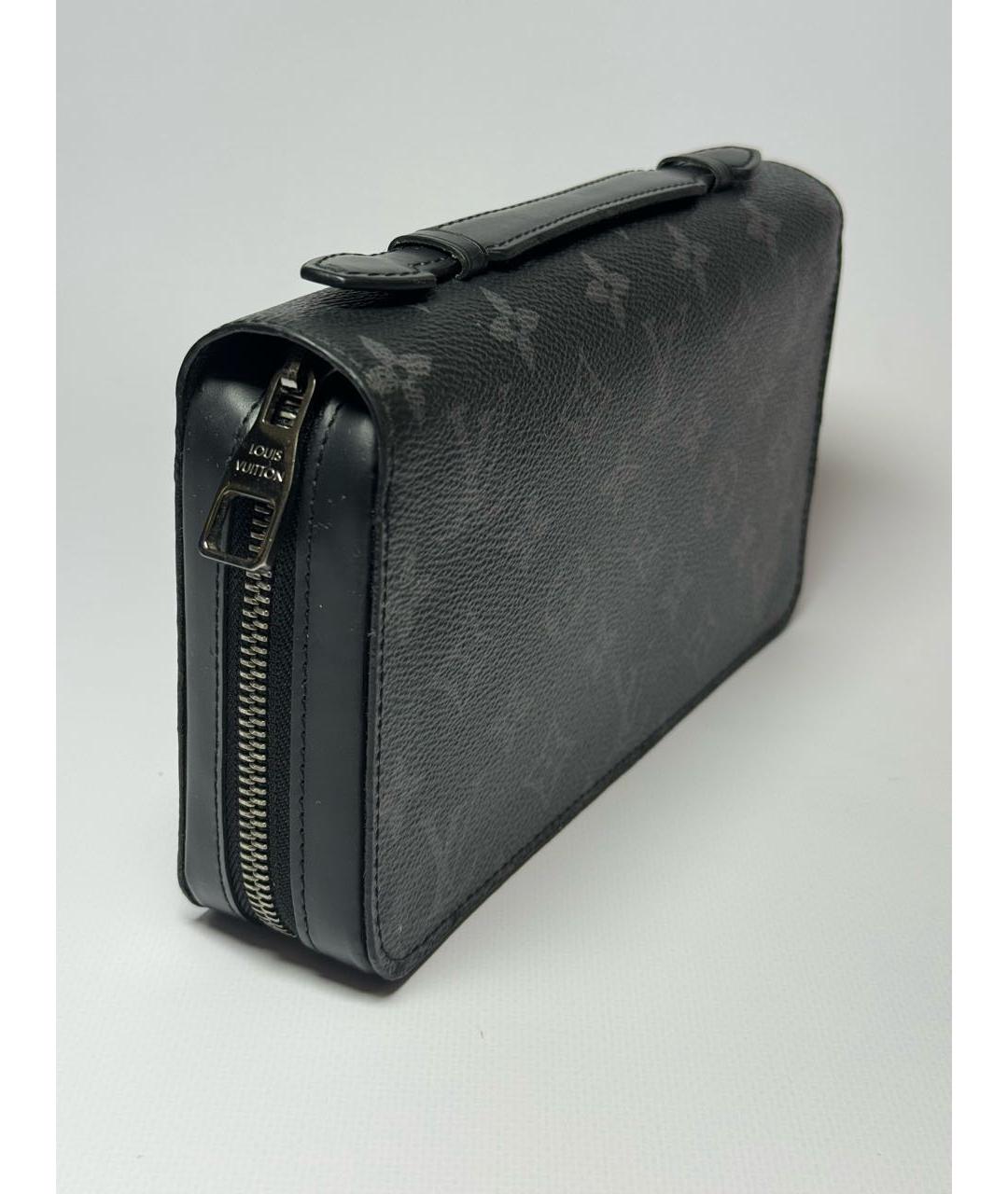 LOUIS VUITTON Антрацитовая барсетка, фото 2
